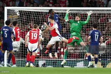 Rực lửa Arsenal - PSG: "Pháo thủ" chơi bài cố định, Merino ghi bàn vẫn không được tính