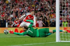 Arsenal sa lầy ngay tại Emirates Arteta non nớt trước Enrique Pháo thủ trả giá đắt-2.webp