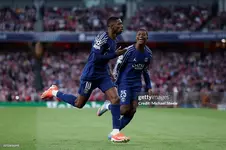 Arsenal thua đau Báo chí Xứ sở sương mù trách PSG phá hoại bóng đá Anh-3.webp