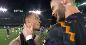 De Gea kinh ngạc với Antony-2.webp