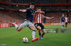 Maguire hồi sinh mạnh mẽ ở MU từ ngôi sao suýt bị đuổi đi đến biệt danh Harrydinho-3.webp