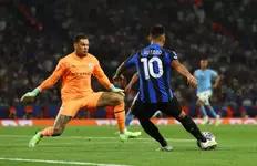 Martinez: 'Tôi khóc liền 2 ngày trước trận đấu Barca'