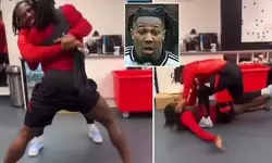 Tiền đạo lực sĩ đá bóng của Fulham quật ngã đồng đội, được tiến cử đi đấu võ UFC